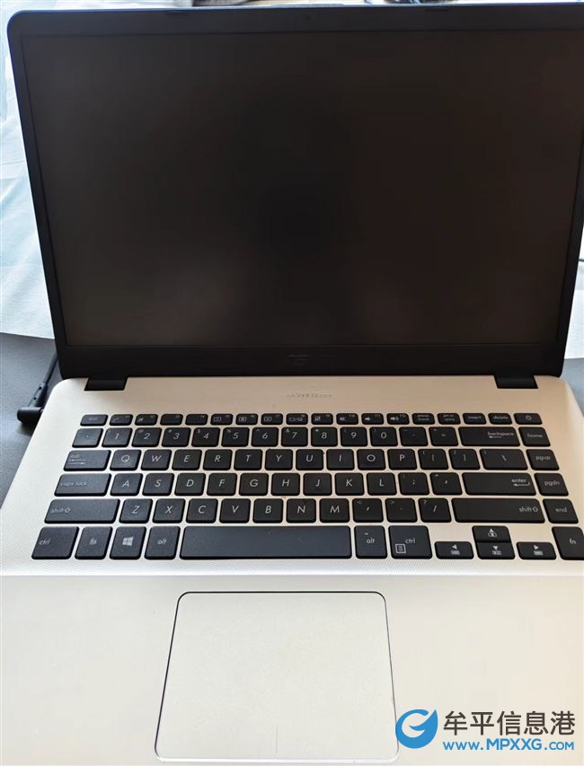 华硕高配独显笔记本