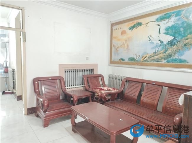 富苑新城多层二楼80平三室出租